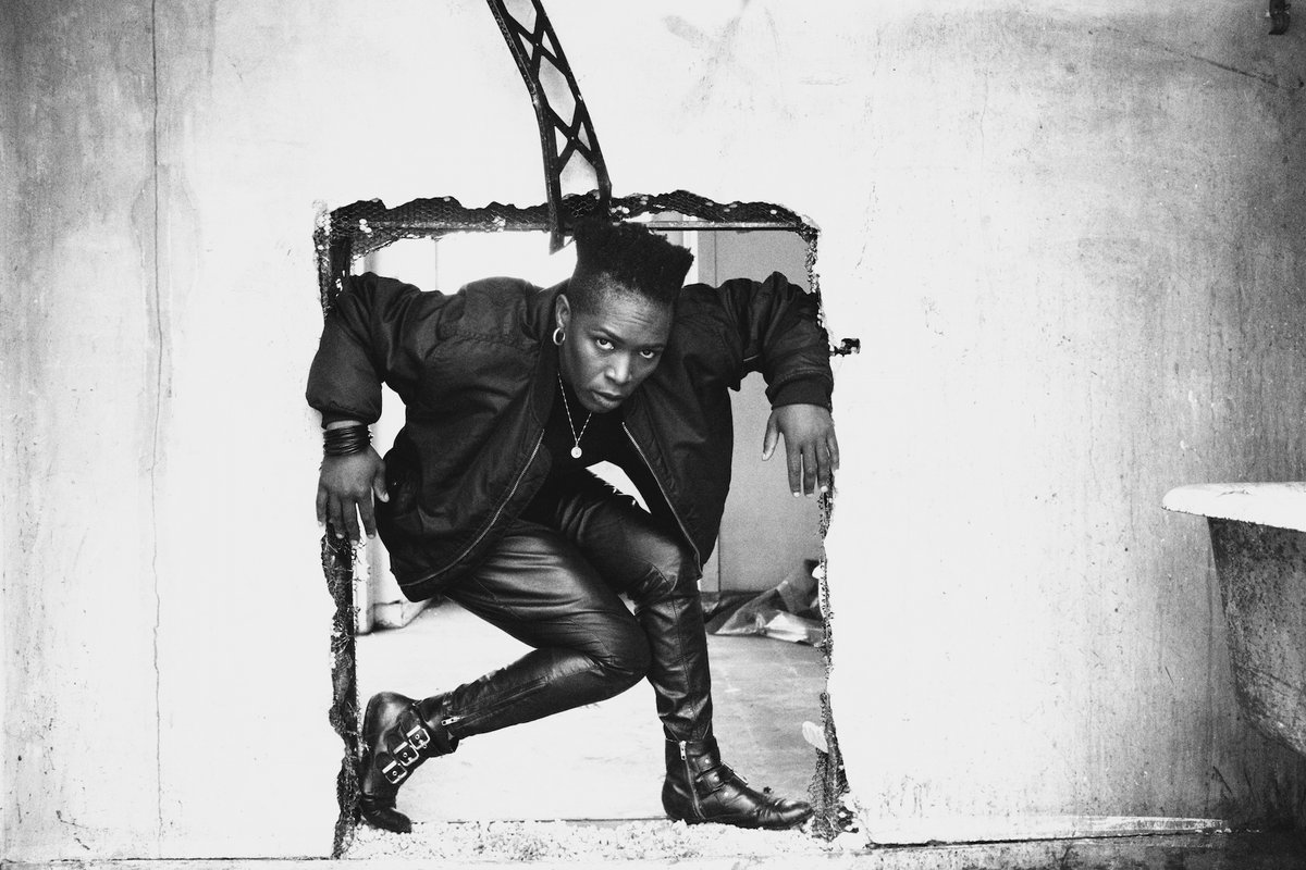 Voulezvous danser Light Asylum Voulezvous danser