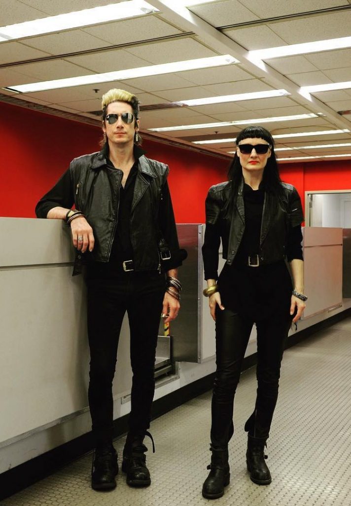 Voulezvous danser Adult Voulezvous danser